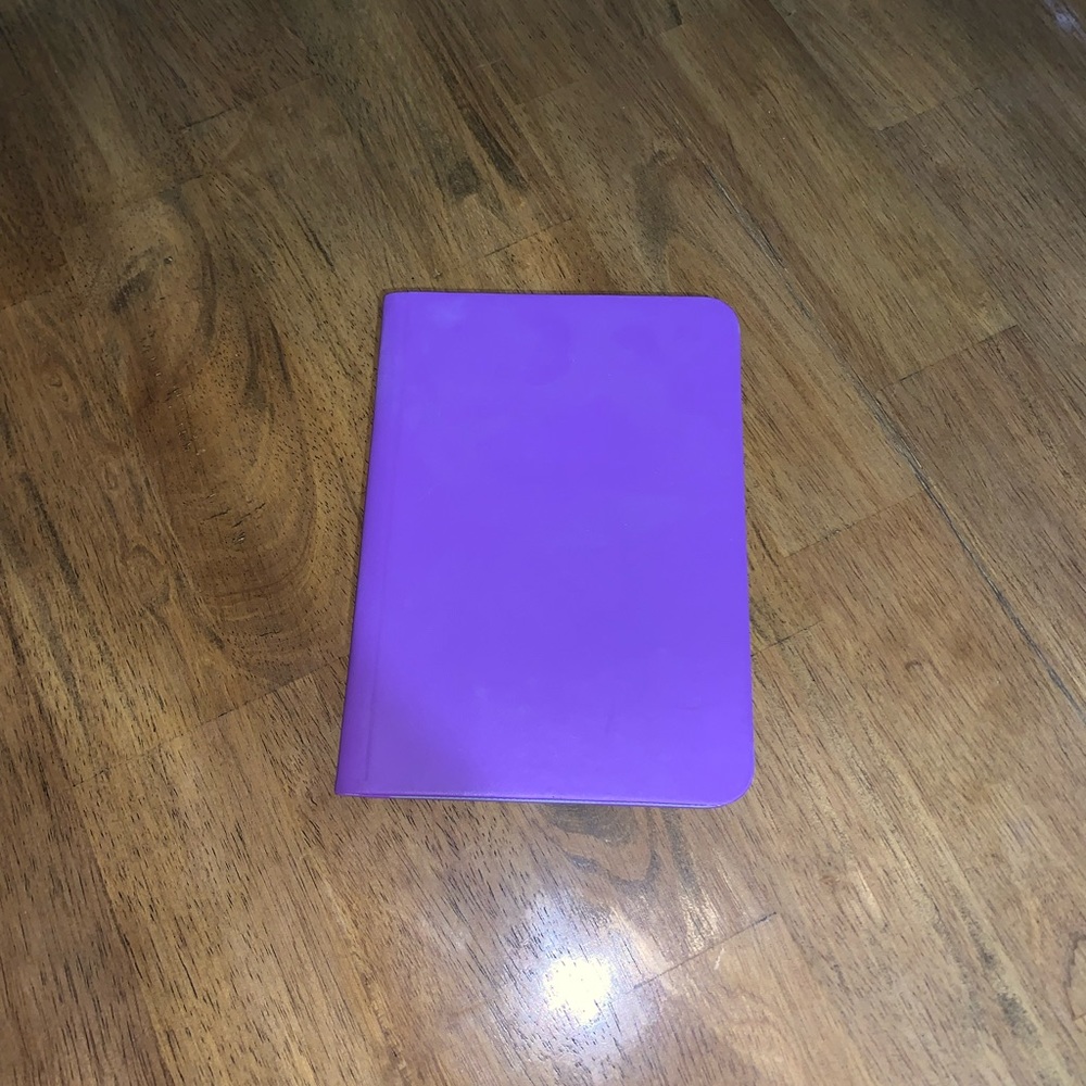 Edge purple iPod case